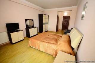 Отель Отель Престиж Батуми Стандартный двухместный номер с 1 кроватью-16